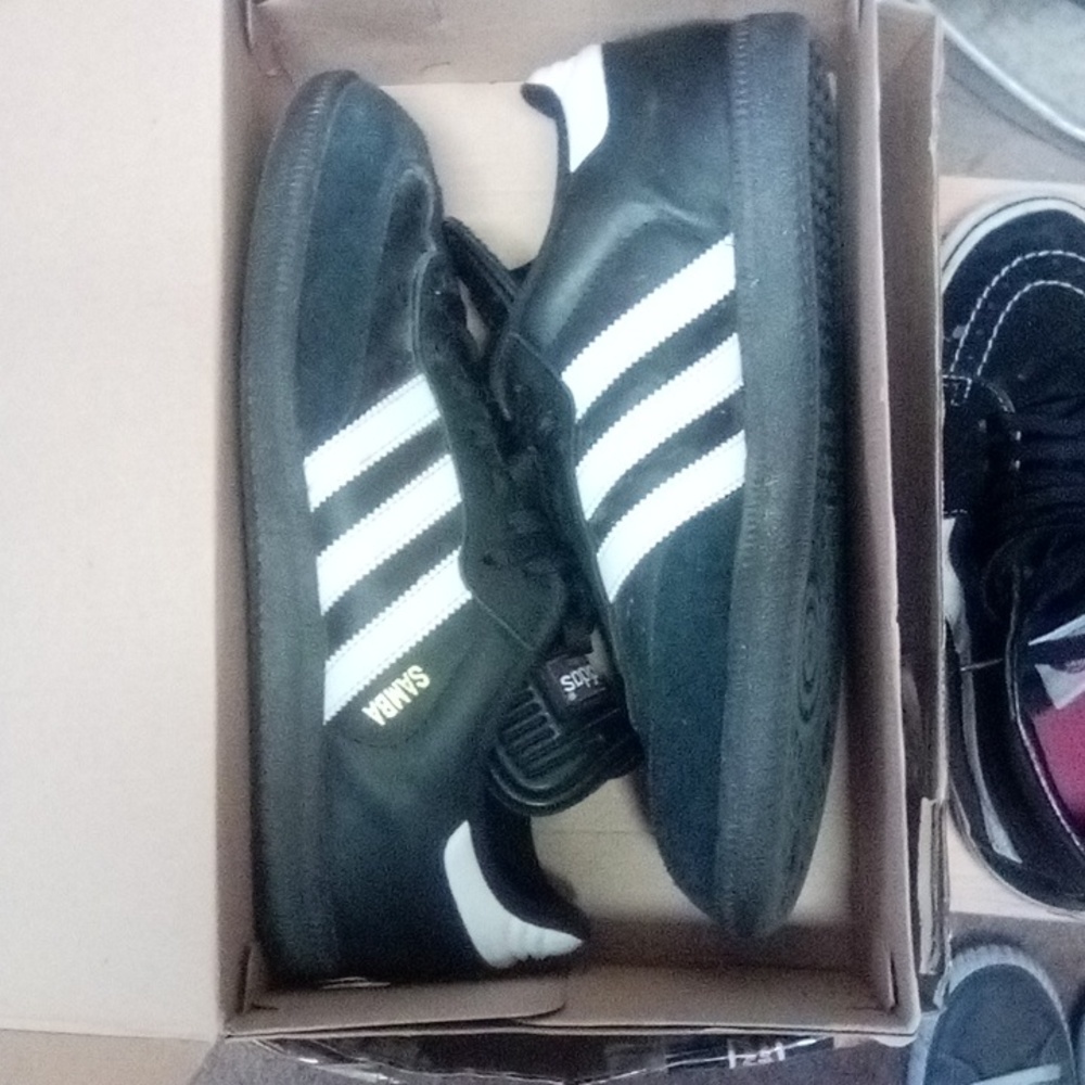 Adidas samba size 9